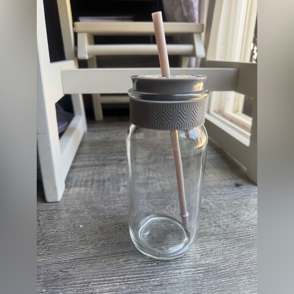 Ello Glass Jar with Straw - Gray Lid